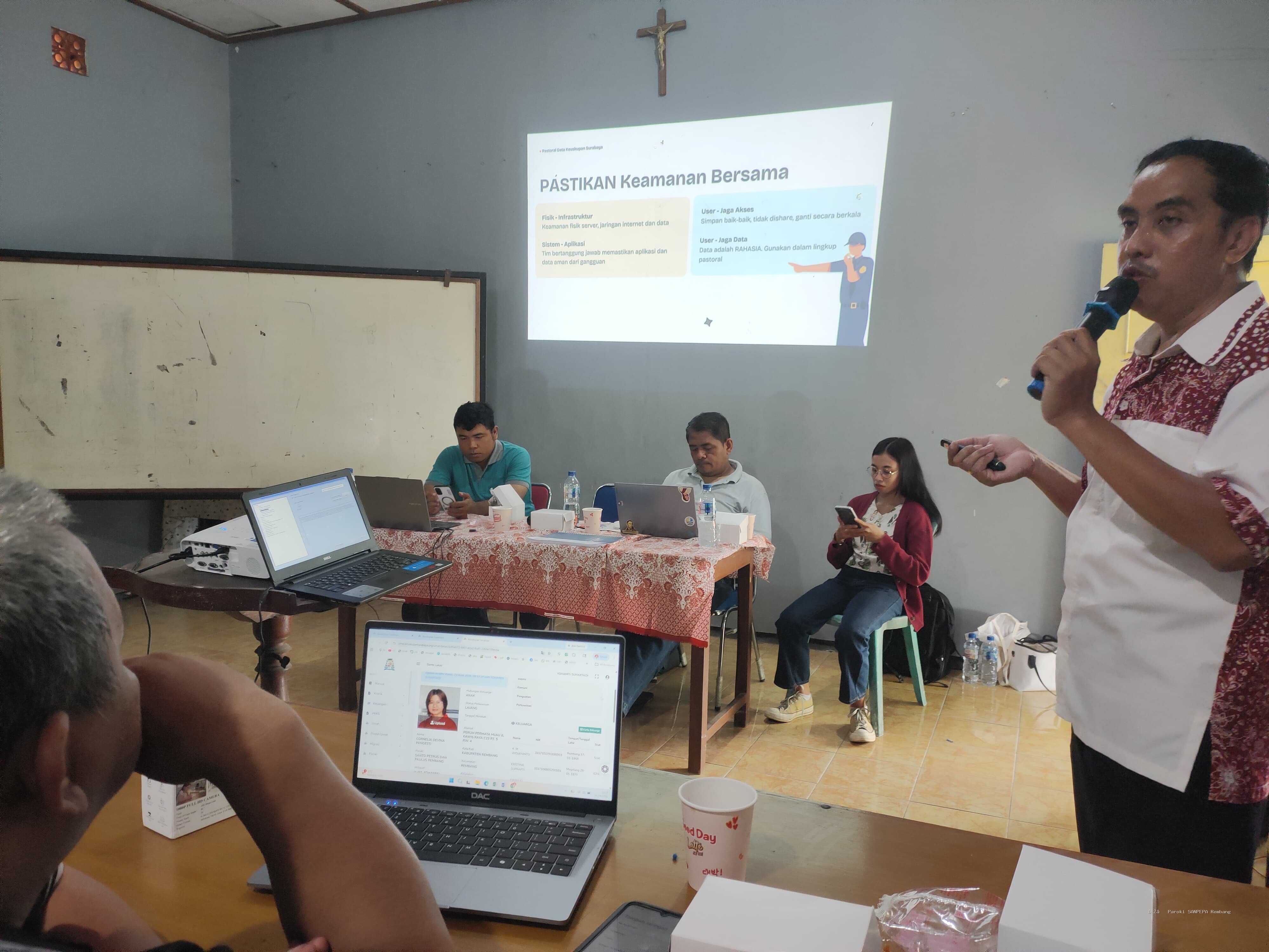 Paroki Rembang Gelar Pelatihan Mandiri SPES-Umat, Perbarui Data Umat Secara Terintegrasi